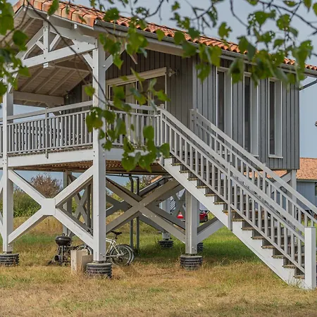 Un Sur Pilotis Talais