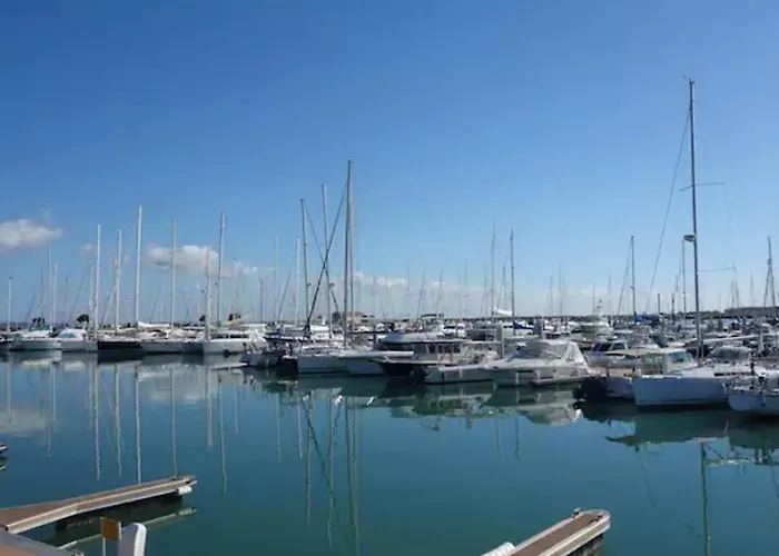 Apartment Un Sur Pilotis