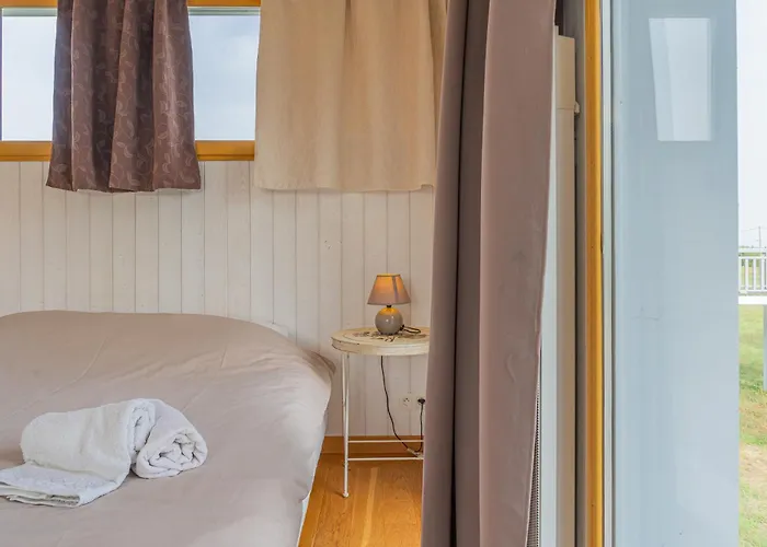 Apartment Un Sur Pilotis Talais