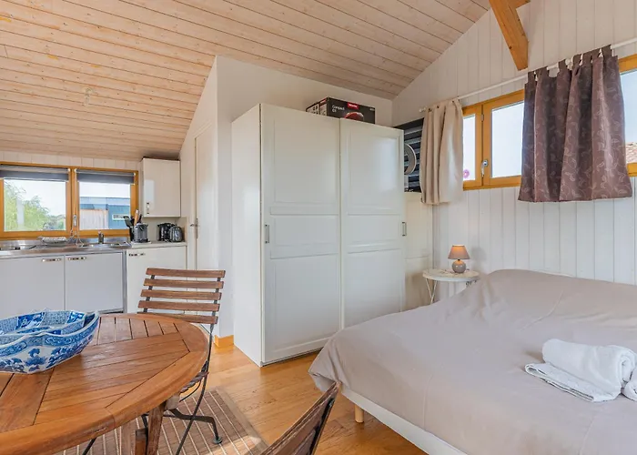 Apartment Un Sur Pilotis Talais